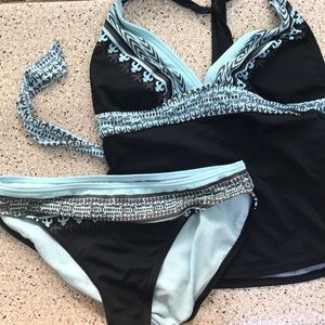 Small athleta tankini bathing suit